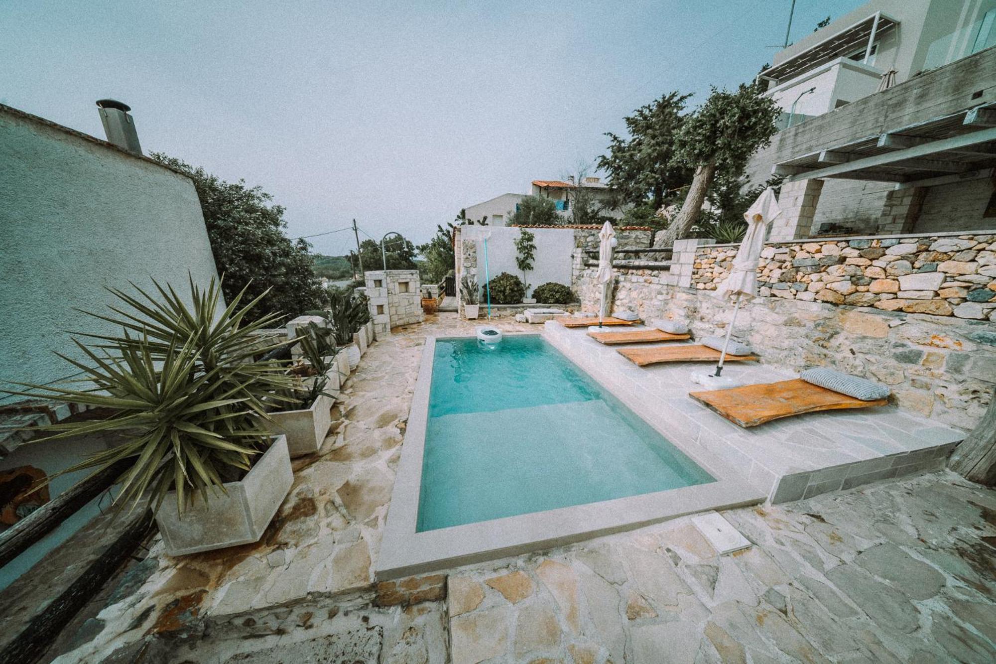 הוילה Arménoi Antonia'S Stonebuilt Mansion With A Private Pool מראה חיצוני תמונה