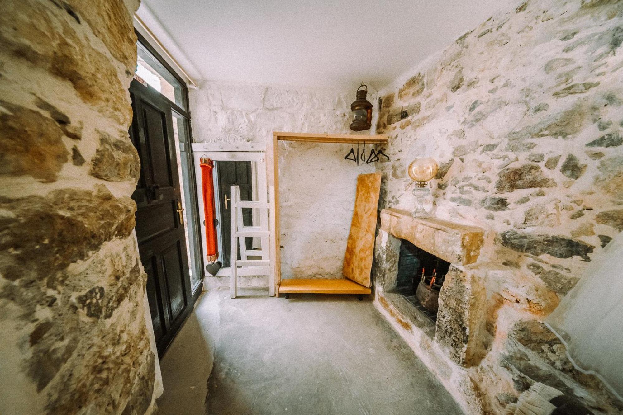 הוילה Arménoi Antonia'S Stonebuilt Mansion With A Private Pool מראה חיצוני תמונה